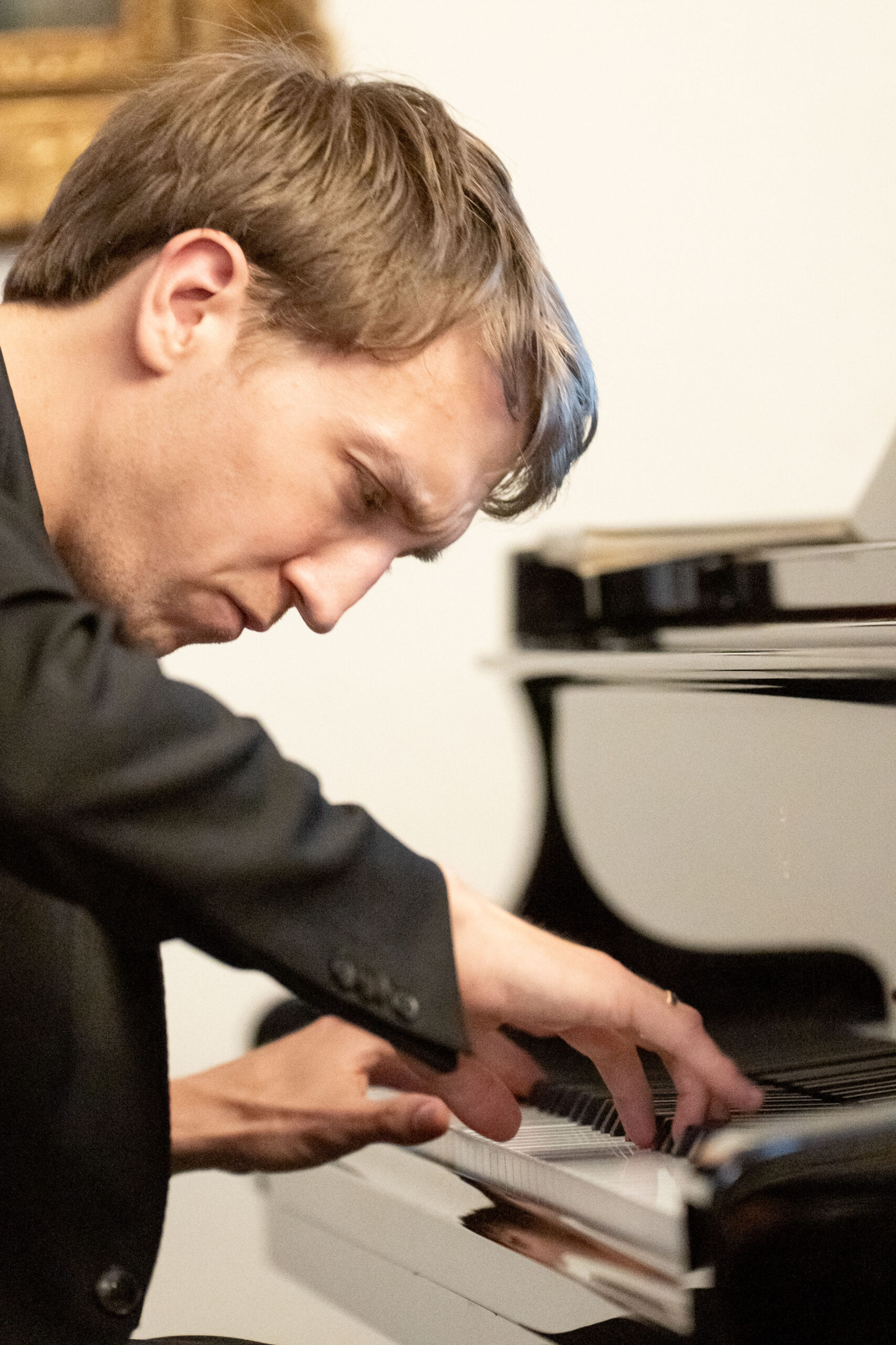 Der Pianist Fabian Müller
